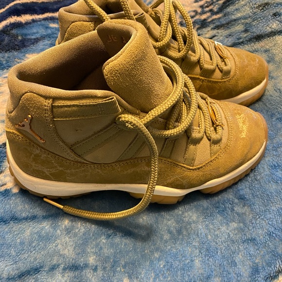 Youth size Jordan ( no box) - Picture 5 of 5